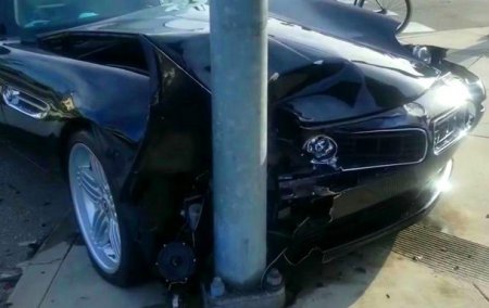 Американец разбил угнанный BMW Z8 стоимостью полмиллиона - «ДТП»
