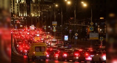 Число машин на дорогах Москвы увеличилось - «Автоновости»