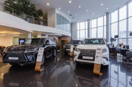 Lexus запускает сервис для проверки наличия машин - «Автоновости»