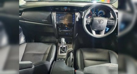 Обновленный внедорожник Toyota Fortuner появился у дилеров - «Автоновости»