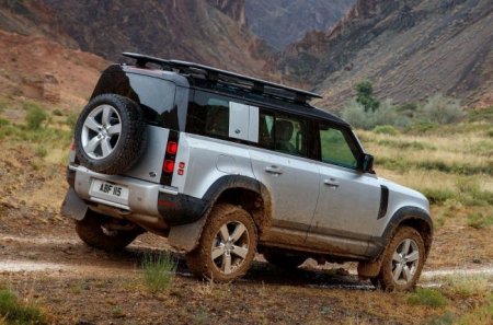 Почему новый Land Rover Defender — не просто Discovery в квадратном кузове? - «Автоновости»