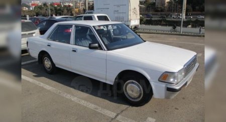 Леворульный Toyota Crown из СССР продается на вторичном рынке - «Автоновости»