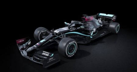 «Mercedes» показал новые чёрные комбинезоны Хэмилтона и Боттаса - «Автоновости»