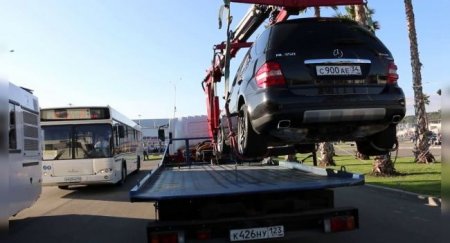 Необычный способ от российских автолюбителей, который спасет от эвакуатора - «Автоновости»