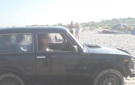 Пьяная женщина за рулем авто пыталась задавить отдыхающих на пляже - «ДТП»