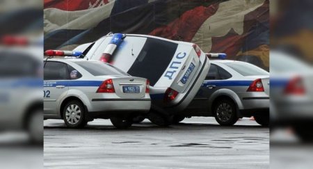 В Москве две девушки пытались уйти от погони на угнанной "Волге" - «Автоновости»