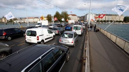 В Швейцарии предложили штрафовать водителей, попавших в пробку - «Автоновости»