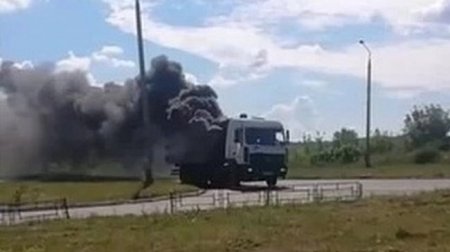 В Тольятти засняли мчащийся горящий грузовик - «Автоновости»