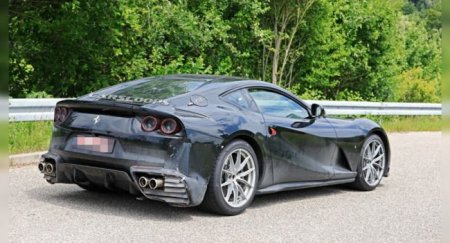 Ferrari 812 сфотографировали на дорогах общего пользования - «Автоновости»