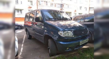 В московском дворе засняли уникальный прототип микроавтобуса УАЗ - «Автоновости»