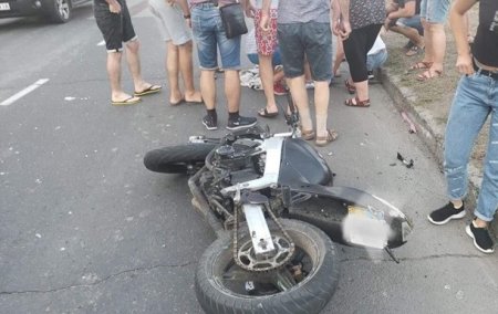 В Одессе мотоциклист сбил женщину с детьми - «ДТП»