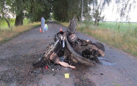 В смертельном ДТП на Черниговщине машину разорвало пополам - «ДТП»