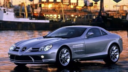 Владелец пяти Mercedes-Benz SLR McLaren показал свои авто - «Автоновости»