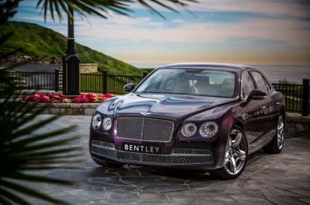 Bentley выпустил 40-тысячный экземпляр Flying Spur - «Автоновости»