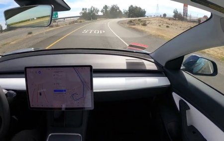 Водитель испытал автопилот Tesla, проехав 1200 км - «Автоновости»