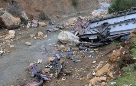 В Пакистане в ДТП с автобусом погибли 20 человек - «ДТП»
