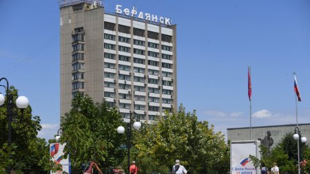 В Бердянске сообщили о ранении замглавы ГАИ города при взрыве у оздоровительного центра - «ГИБДД»