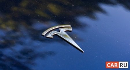 Tesla отказывается возвращать покупателю 155 тысяч долларов за разбитую дилером Model S - «Автоновости»