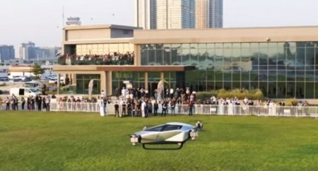 Китайская марка Xpeng показала полёт своего пассажирского eVTOL над Дубаем - «Автоновости»