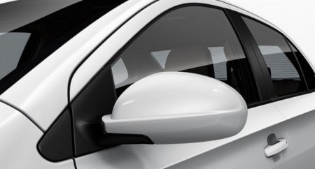 Новый электроседан Xpeng P7i получил «мозги» от старшего «кросса» G9 - «Автоновости»