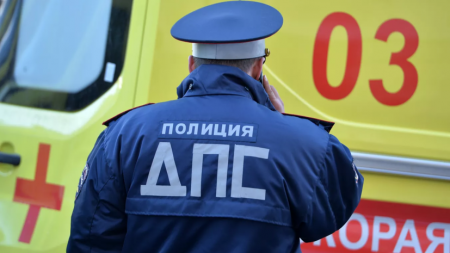 На трассе в Новгородской области четыре человека пострадали при опрокидывании автобуса - «ГИБДД»