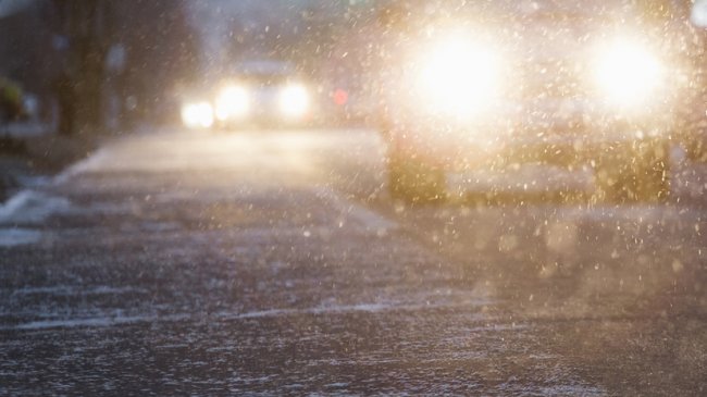 В ГИБДД Свердловской области призвали водителей ездить аккуратней из-за снегопада - «ГИБДД»